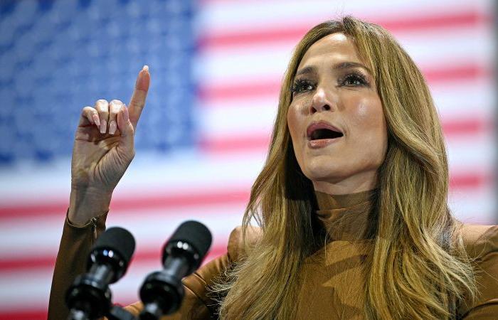 Jennifer Lopez dit que « tous les Latinos de ce pays » sont offensés par le rassemblement de Trump au Madison Square Garden