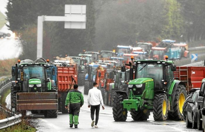 Les agriculteurs bretons maintiennent la pression