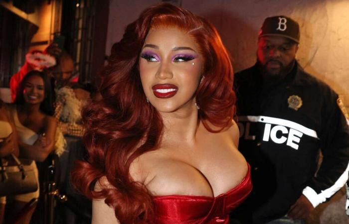 Cardi B fait sa marque à Halloween 2024 dans le costume de Jessica Rabbit : découvrez le look sexy !