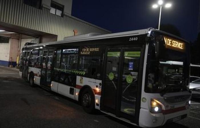 Deux bus incendiés et un policier blessé à Rillieux-la-Pape, près de Lyon