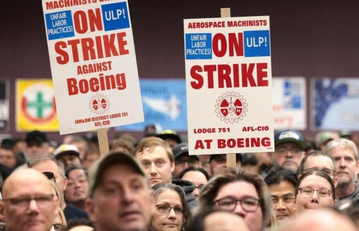 Pour mettre fin à la grève, Boeing propose une augmentation salariale plus importante à ses salariés