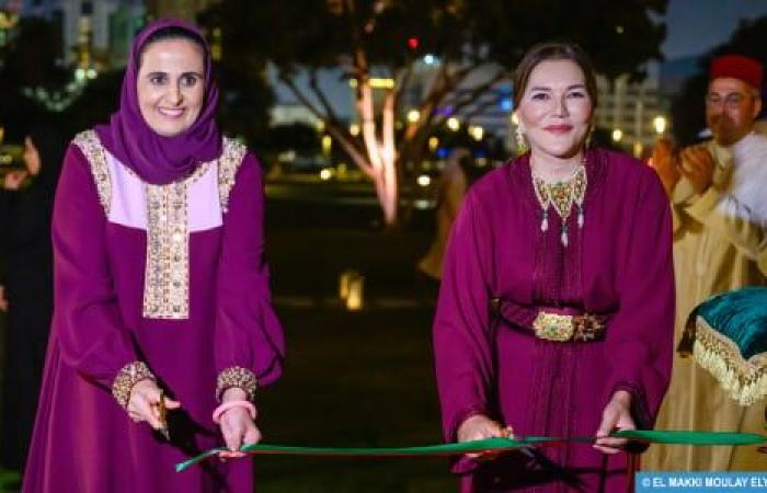 Son Altesse Royale la Princesse Lalla Hasnaa, accompagnée de SE Cheikha Al Mayassa Bint Hamad Al-Thani, inaugure le pavillon marocain « Dar Al Maghreb » à Doha