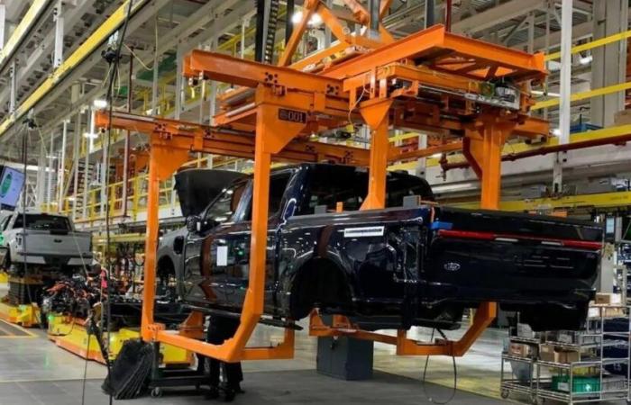 Ford arrête la production du F-150 Lightning