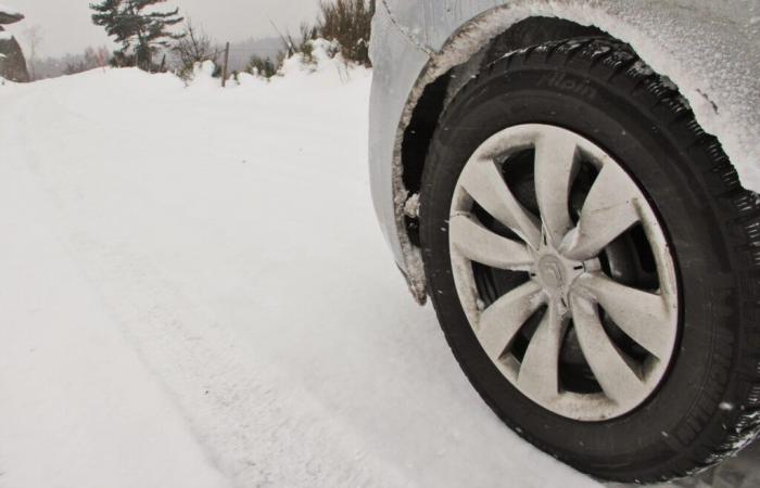 Rouler avec des pneus neige ou pas ? Un vrai casse-tête en Ariège au moment des amendes