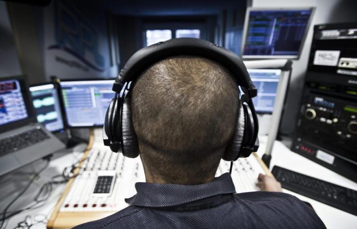 Menace sur les radios communautaires, piliers de la démocratie locale en sursis