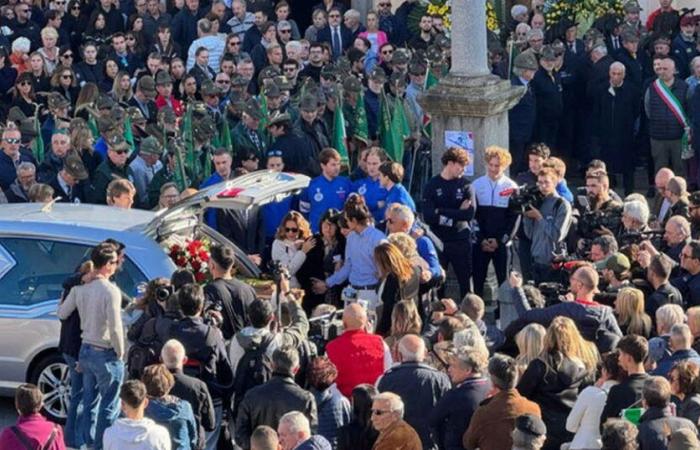 Ski alpin. Des milliers de personnes ont assisté aux funérailles de Matilde Lorenzi