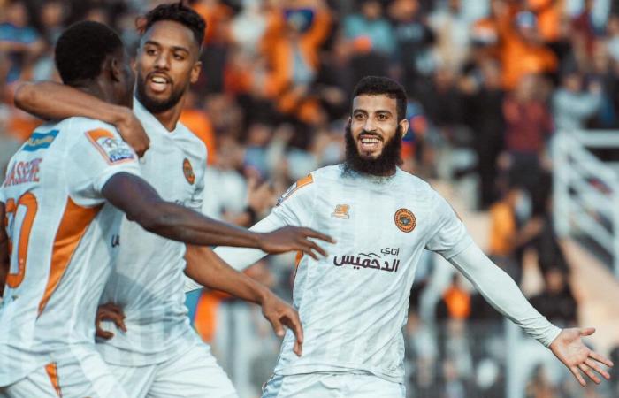 Le RS Berkane renforce son avance au championnat professionnel avec une victoire sur le Moghreb Tétouan, et le Raja continue de trébucher