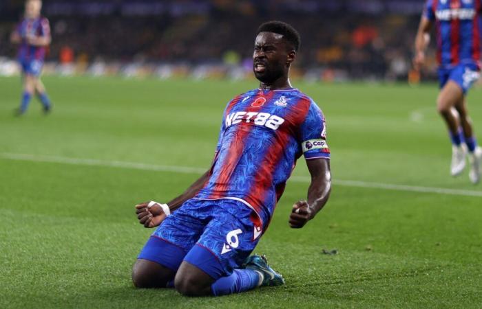 Guehi sauve un point pour Palace et prolonge la série sans victoire des Wolves