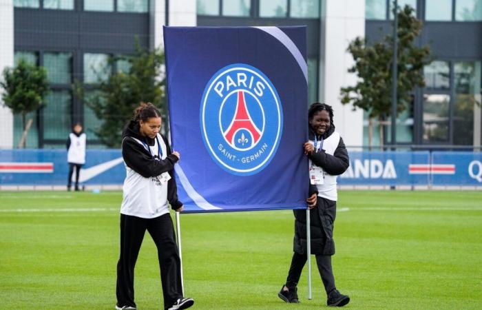 Un joueur du PSG laisse tomber un entraîneur prestigieux