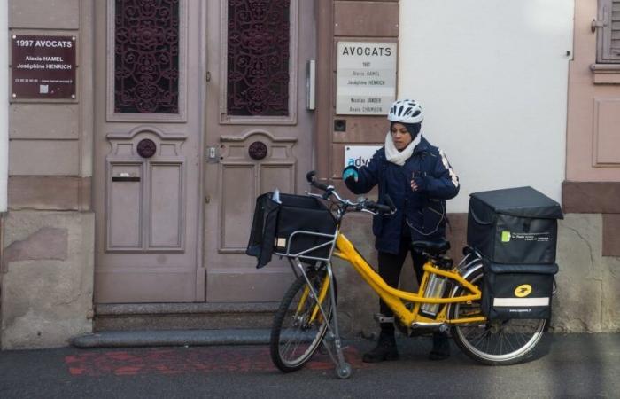 Des vélos électriques de La Poste reconditionnés et mis en vente à Paris !