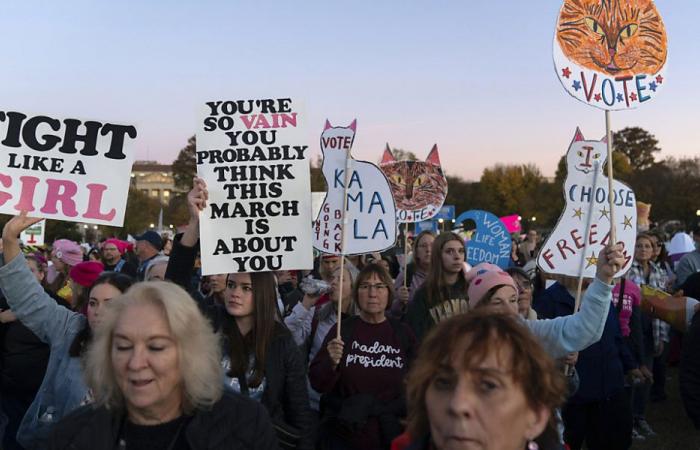 Des milliers de femmes manifestent pour leurs droits à Washington