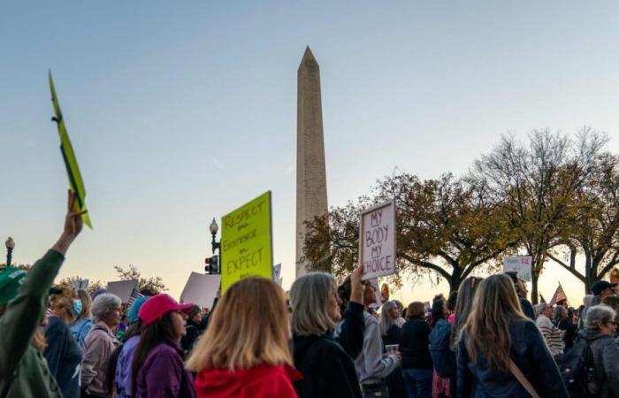 EN IMAGES | A Washington, des milliers de femmes défilent pour leurs droits