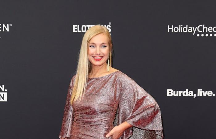 Nadja Uhl : Dire non lui a coûté sa carrière à Hollywood !