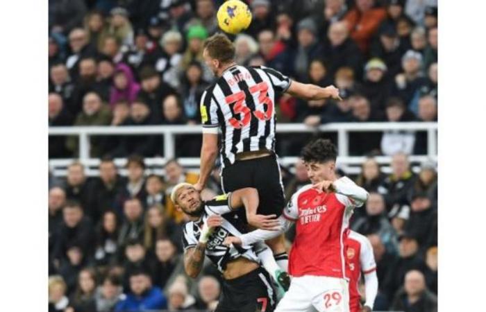 Match en direct entre Arsenal et Newcastle (0-0) lors du 10e tour de la Premier League anglaise