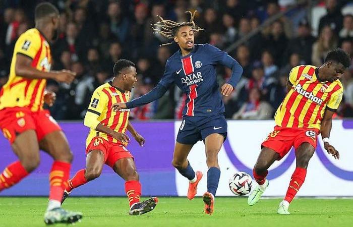 Le PSG bat Lens et s’envole en tête du classement