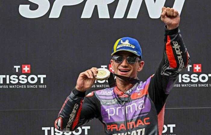 Martin remporte le sprint en Malaisie, Bagnaia chute