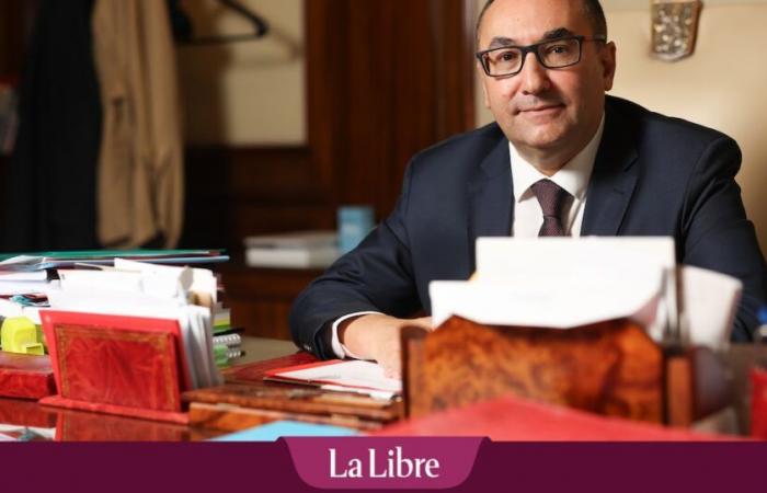 « Hors de question pour le PS de remettre en cause l’abonnement à 1 euro de la Stib »