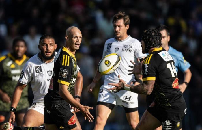 Capitaine de Dillyn Leyds, Antoine Hastoy et Jonathan Danty sur le banc