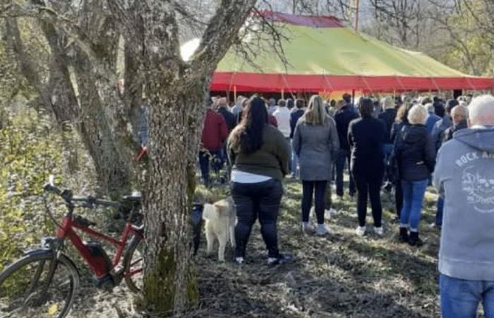 le dernier hommage de son village à Paul Varry, cycliste tué par un automobiliste à Paris