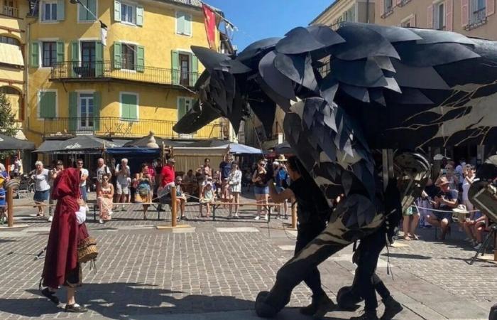 Quel est ce loup gigantesque qui va s’installer dans un château, aux portes de Toulouse ?