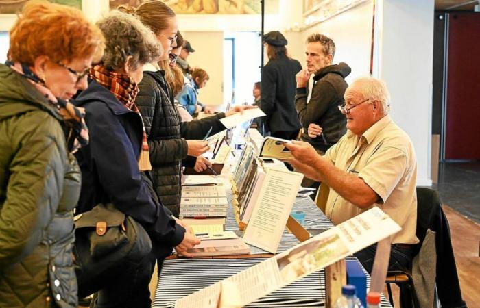 Avec plus de 300 visiteurs, le Salon du livre policier de Douarnenez connaît un franc succès