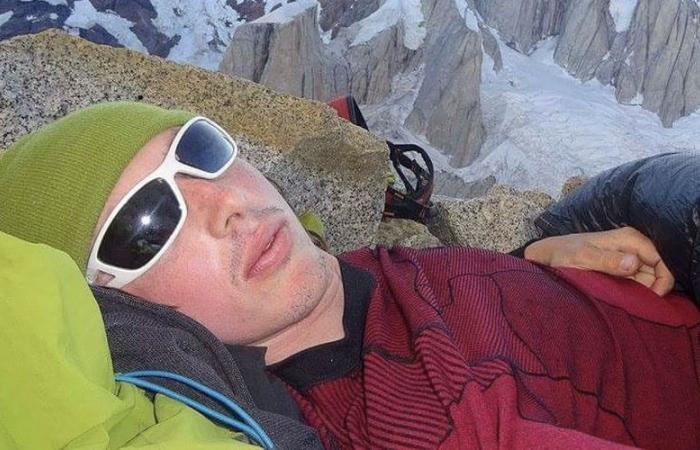 un alpiniste décède après une ascension historique