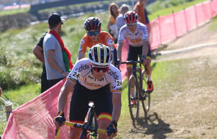 Felipe Orts remporte une médaille d’argent historique au cyclocross européen à Pontevedra