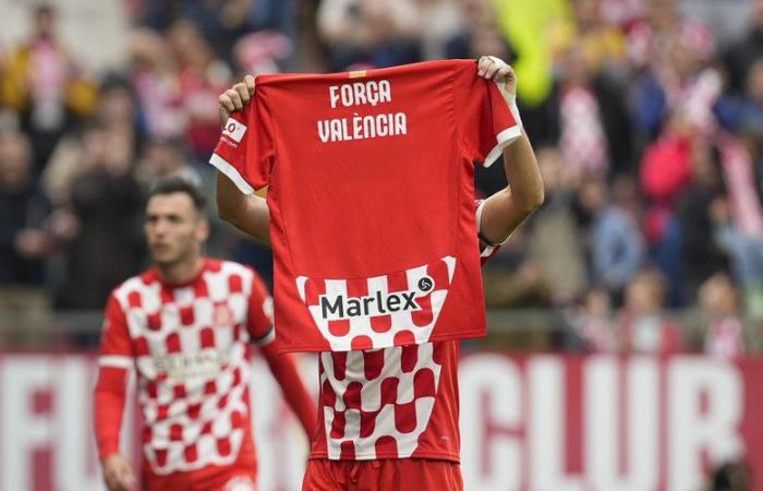 Le joueur de Gérone Miguel Gutierrez dédie son but à un ami qui a perdu sa mère dans les inondations de Valence