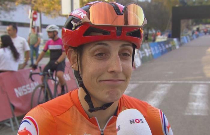 Les coureurs de cyclocross s’affrontent pour le titre européen sur un parcours rapide en été en Espagne