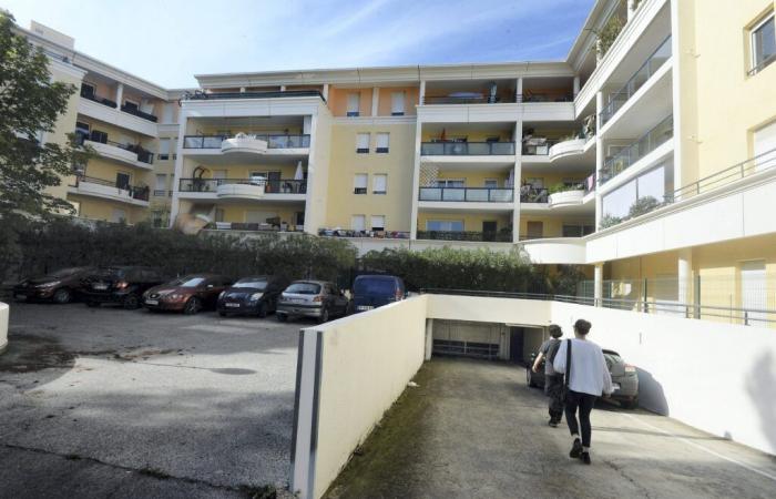 Un an après l’incendie, le parking de cette résidence est toujours inaccessible à Draguignan