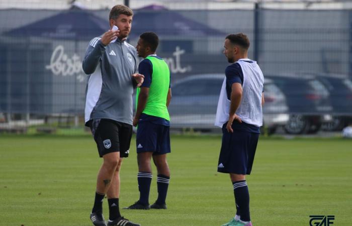 “Cette formation n’a rien à voir avec les réserves typiques qui font jouer beaucoup de jeunes U19”