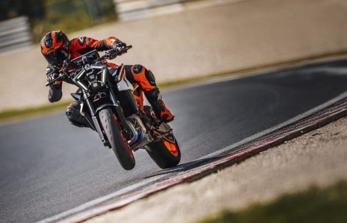 Nouveau – KTM ajoute une 990 Duke R, plus sportive que la 990 Duke