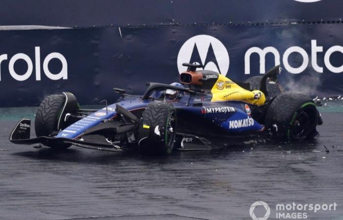 Journée « déchirante » pour Williams alors qu’un accident exclut Albon du GP du Brésil