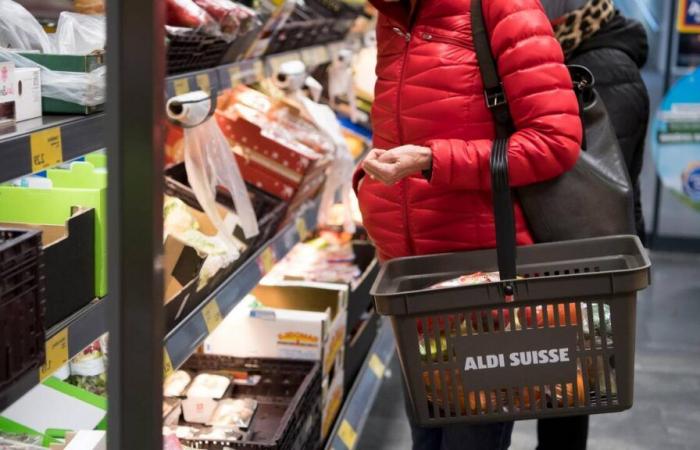 Aldi et Lidl séduisent aussi les classes aisées