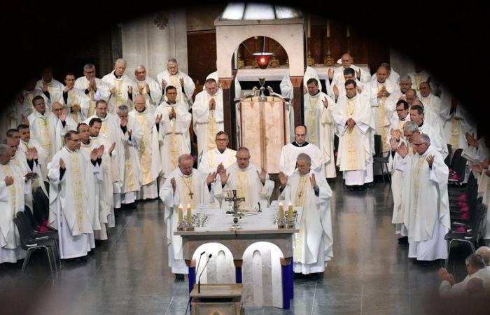 Les évêques de France réunis en assemblée plénière à Lourdes, du 5 au 10 novembre