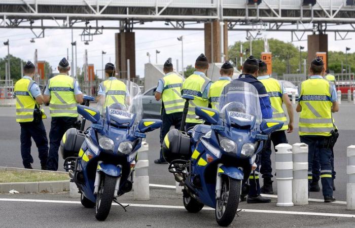 sur l’A62, l’automobiliste violent s’en prend aux policiers