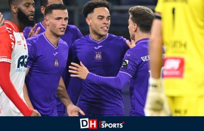 Anderlecht s’impose sans forcer son talent face à un Courtrai très faible (4-0)