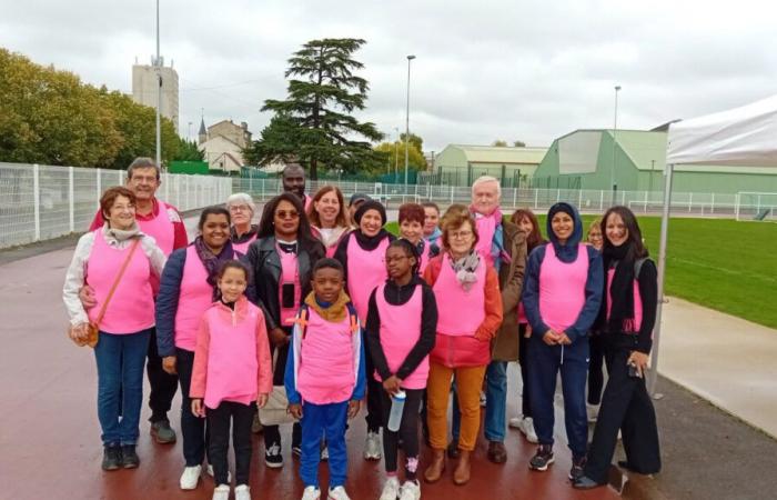 Une marche symbolique pour sensibiliser et lutter contre le cancer du sein dans le Val-d’Oise