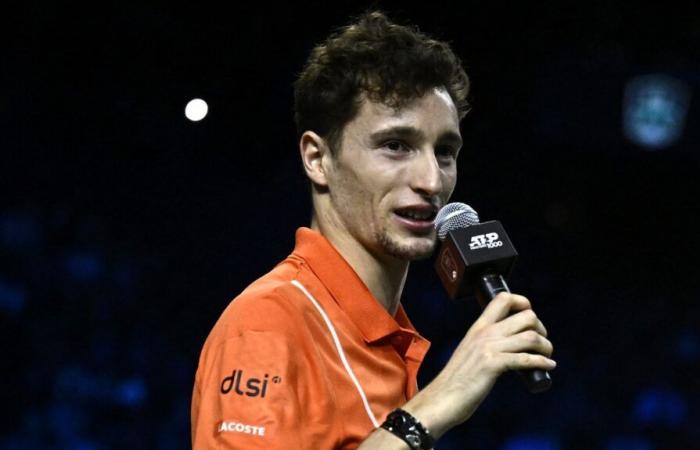 “Cela restera un souvenir incroyable”, réagit Ugo Humbert après sa défaite en finale du Masters 1000 à Paris-Bercy