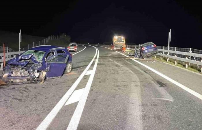 Deux morts et cinq blessés après une circulation à contresens sur l’A13 dans les Grisons