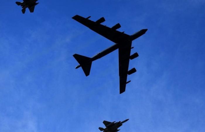 Des avions de combat américains B-52 sont arrivés dans la région pour avertir l’Iran