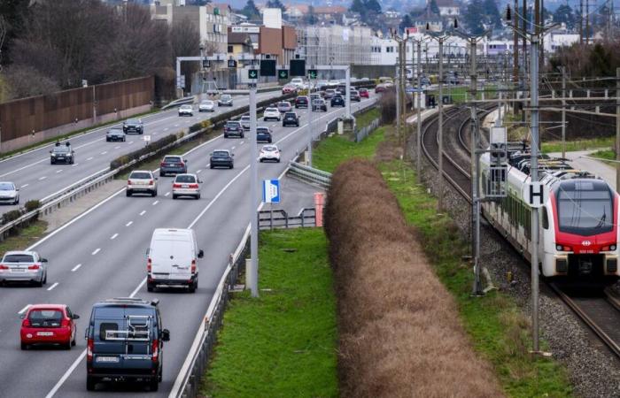 Un élargissement de l’A1 augmenterait les embouteillages dans la région lémanique, selon une étude