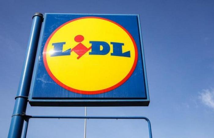 Des vignerons en colère ont manifesté devant Lidl