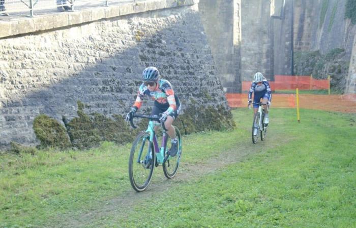 Lucas Dubau brille au cyclo-cross des remparts