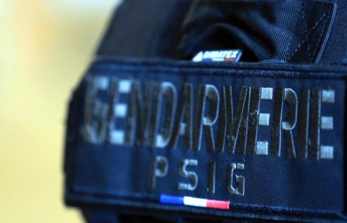 une bagarre à l’extérieur du club dégénère, trois coups de feu tirés