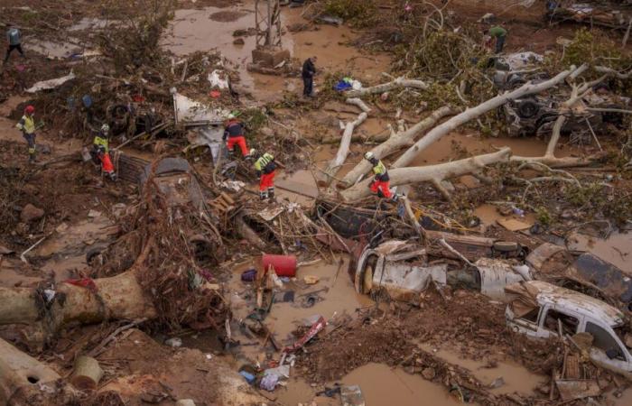 217 morts et 1900 disparus dans les inondations dans la région de Valencia