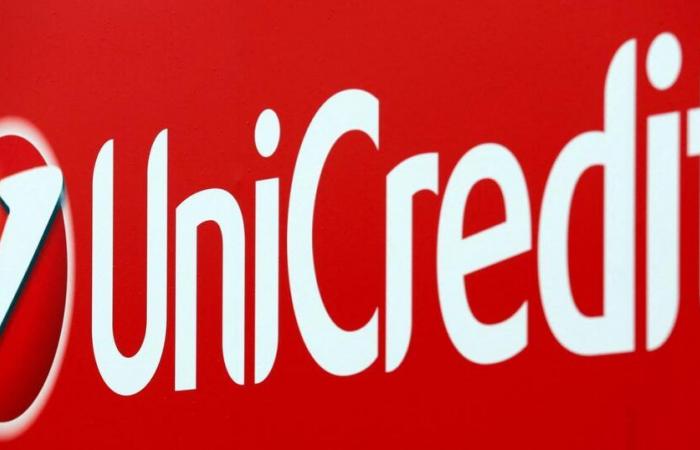 L’italien UniCredit acquiert une filiale de la banque grecque Alpha