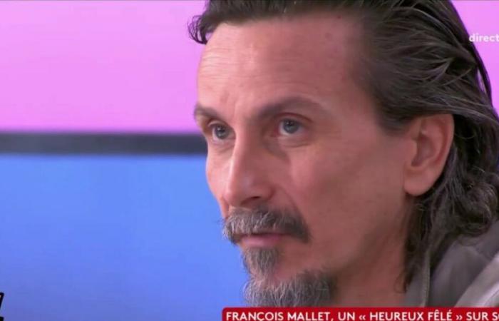 Arnaud Tsamère reprend Mohamed Bouhafsi dans C à vous après une question sur sa dépression qui a failli mettre un terme à sa carrière (VIDEO)