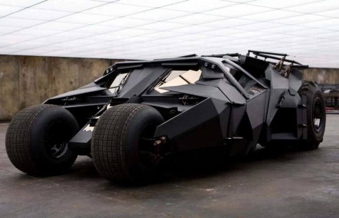 Mettre la Batmobile des films de Christopher Nolan dans votre garage ? C’est désormais possible