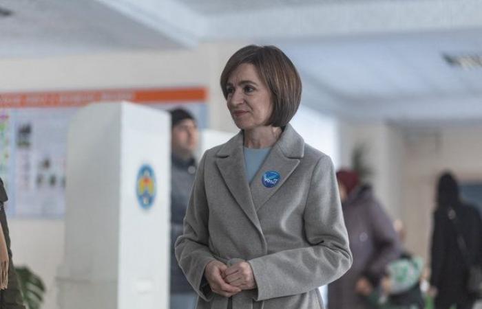 TEXTE EN DIRECT Résultats finaux des élections présidentielles en République de Moldavie. Le dépouillement des votes est terminé. Maia Sandu remporte un deuxième mandat avec 55,33% des voix